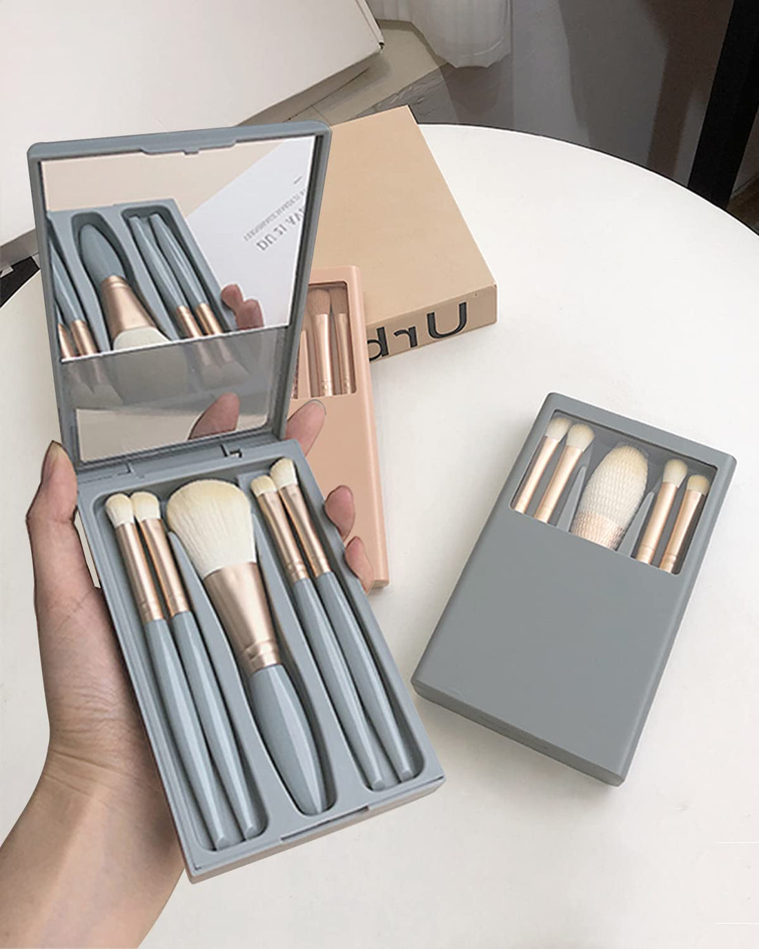Travel Size Makeup Brushes Set with Case and Mirror